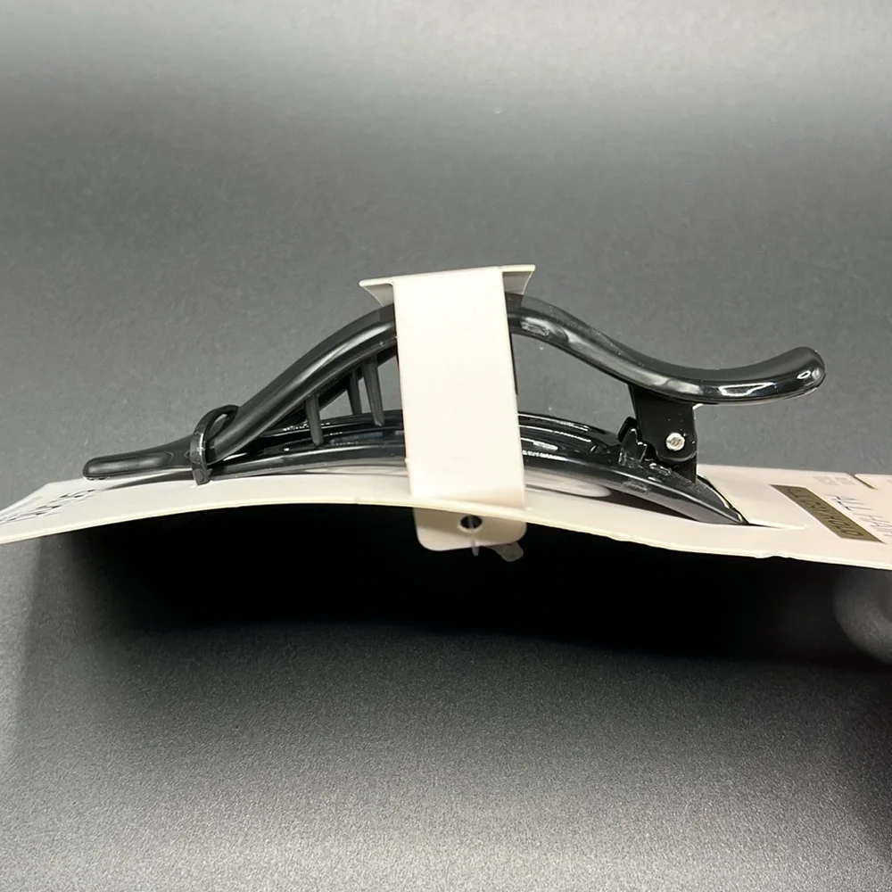 Claw Clip from Scünci from the unbreakable collection